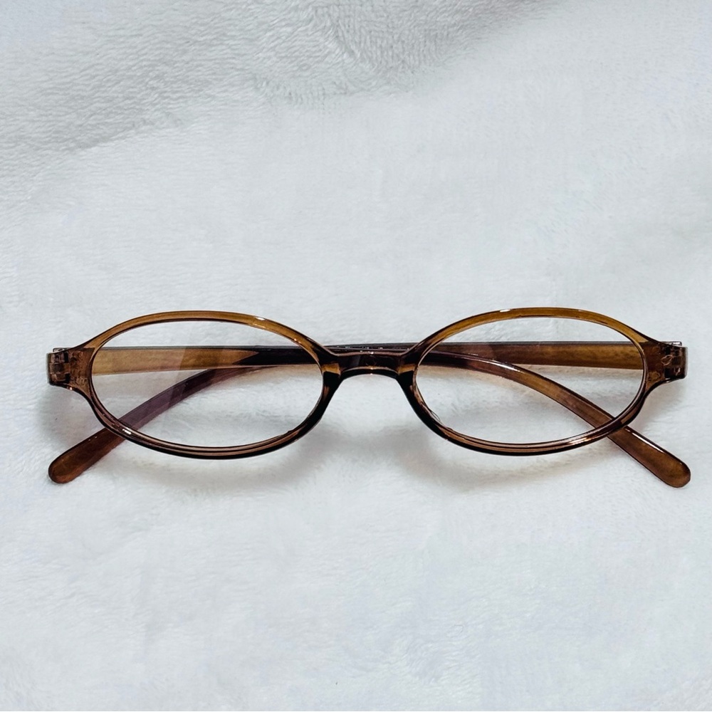 Trendy Oval Women's Reading Glasses - Brown